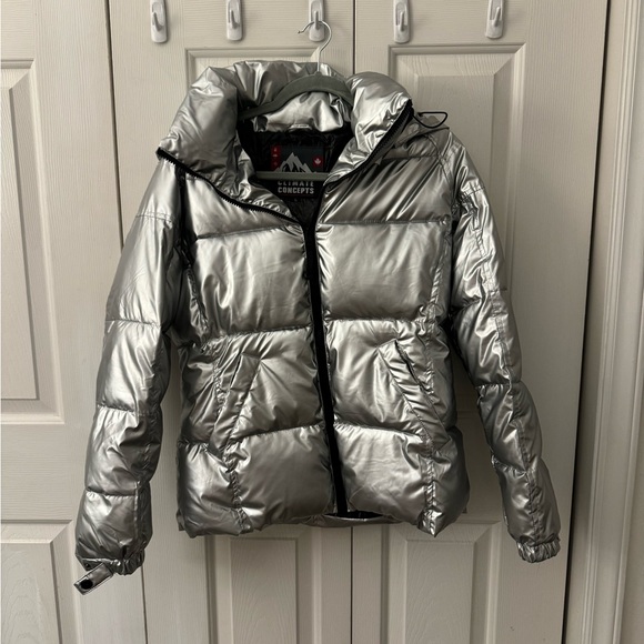Metallic Puffer - Picture 3 of 5